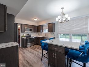 292 Hollow Branch Lane, Yardley PA 19067