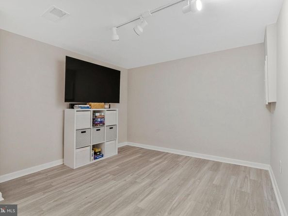 3170 Ellenwood Drive, Fairfax VA 22031