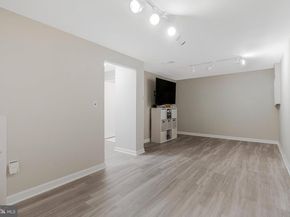 3170 Ellenwood Drive, Fairfax VA 22031