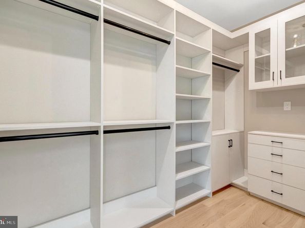 7400 Churchill Road, Mclean VA 22101