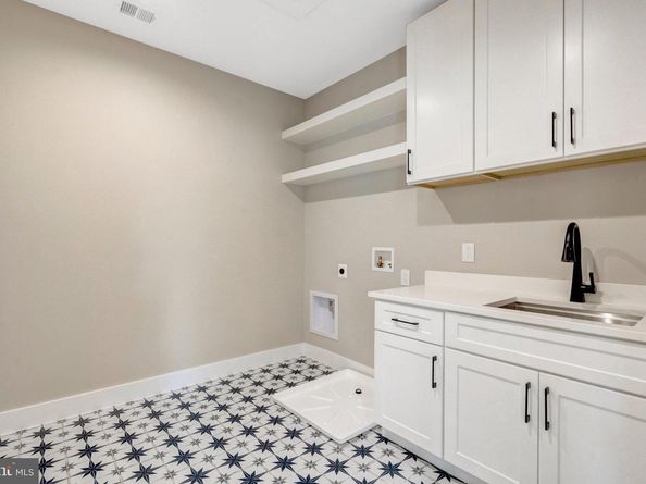 7400 Churchill Road, Mclean VA 22101