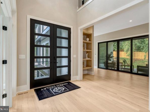 7400 Churchill Road, Mclean VA 22101