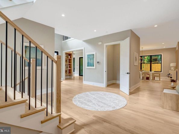 7400 Churchill Road, Mclean VA 22101