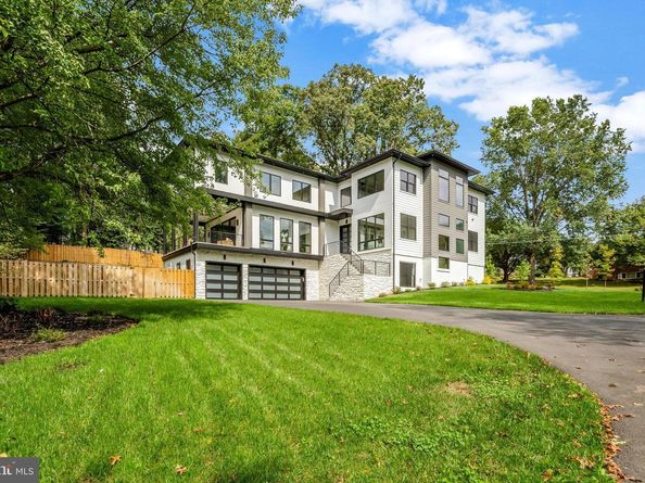 7400 Churchill Road, Mclean VA 22101