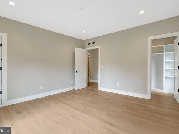 7400 Churchill Road, Mclean VA 22101