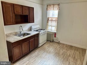 632 S 52nd Street, Philadelphia PA 19143