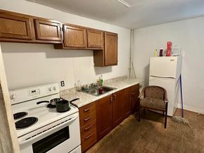 632 S 52nd Street, Philadelphia PA 19143