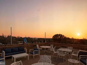 18 9TH Street NE 302, Washington DC 20002