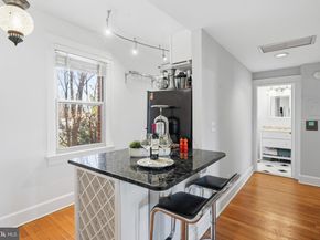 18 9TH Street NE 302, Washington DC 20002