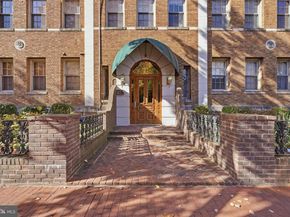18 9TH Street NE 302, Washington DC 20002