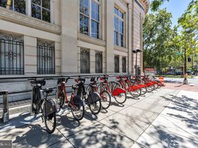 18 9TH Street NE 302, Washington DC 20002