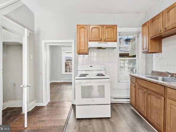 2117 Pierce Street, Philadelphia PA 19145