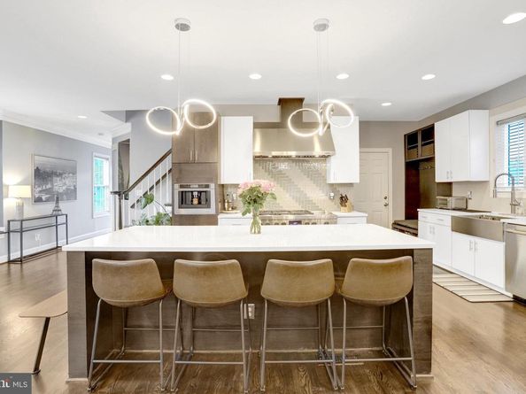 3402 8TH Street S, Arlington VA 22204