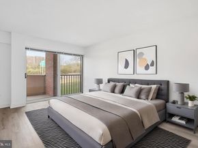 1300 Army Navy Drive 124, Arlington VA 22202