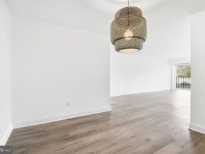 1300 Army Navy Drive 124, Arlington VA 22202