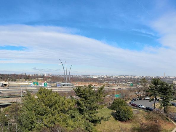 1300 Army Navy Drive 124, Arlington VA 22202