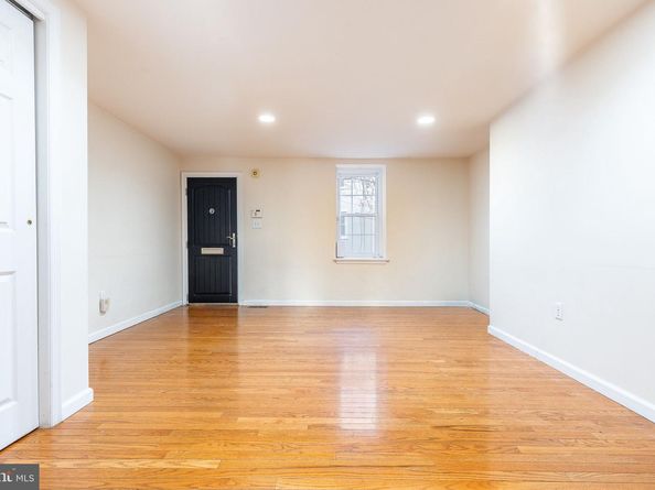 4506 Ritchie Street, Philadelphia PA 19127