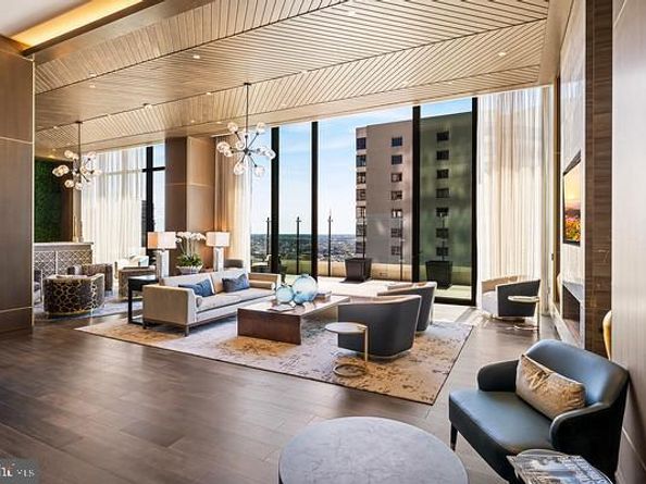 1911 Walnut Street 4302, Philadelphia PA 19103