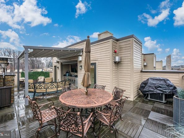 406 Barlow Place, Bethesda MD 20814