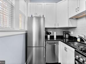 101 N North Carolina Avenue SE 103, Washington DC 20003