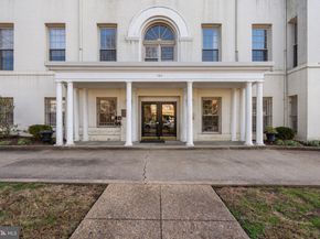 101 N North Carolina Avenue SE 103, Washington DC 20003