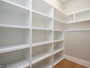 5906 3rd Street S, Arlington VA 22204