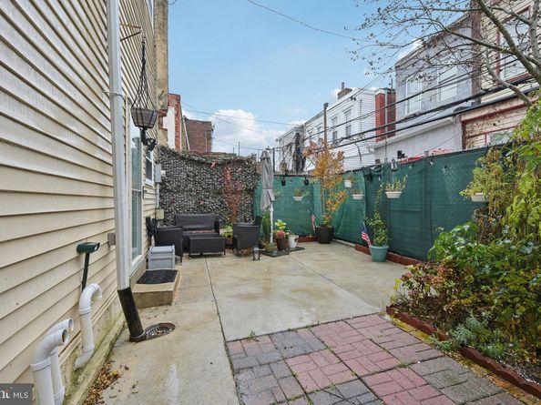 2109 S Cecil Street, Philadelphia PA 19143