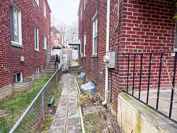 1688 Fort Dupont Street SE, Washington DC 20020