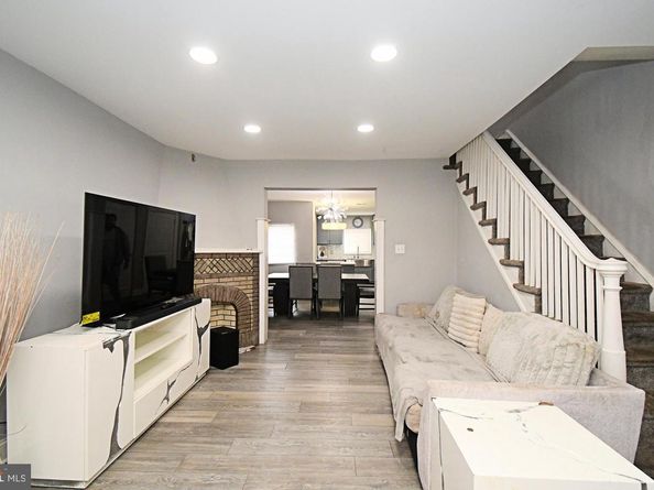 7027 Charles Street, Philadelphia PA 19135