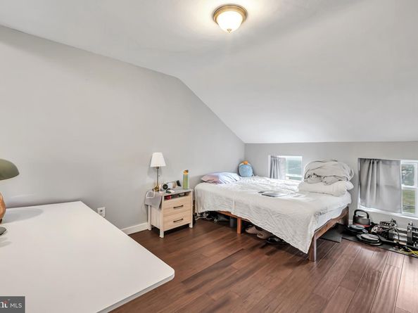 75 E Phil Ellena Street, Philadelphia PA 19119