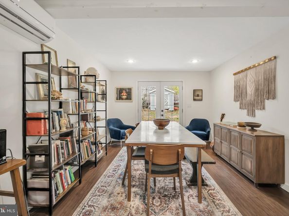 75 E Phil Ellena Street, Philadelphia PA 19119