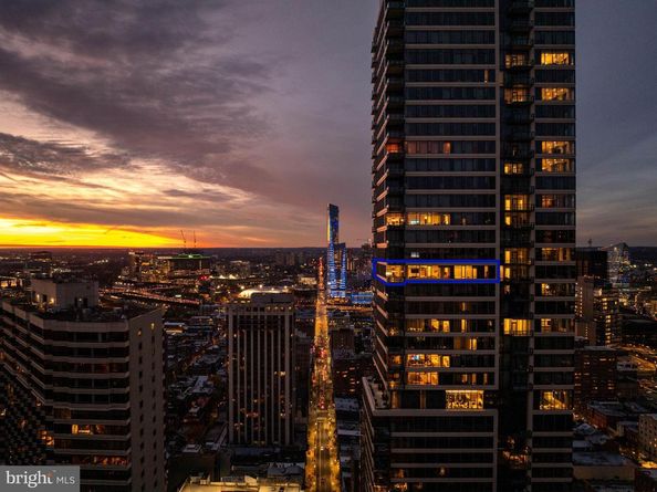 1911 Walnut Street 3301, Philadelphia PA 19103