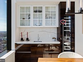 1911 Walnut Street 3301, Philadelphia PA 19103