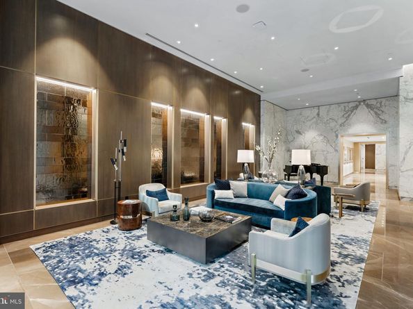 1911 Walnut Street 3301, Philadelphia PA 19103