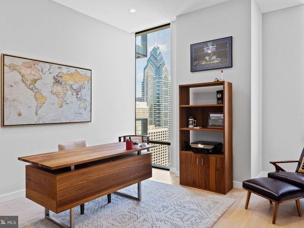 1911 Walnut Street 3301, Philadelphia PA 19103