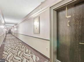 21033 Valley Forge Circle 1033, King Of Prussia PA 19406