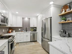 21033 Valley Forge Circle 1033, King Of Prussia PA 19406