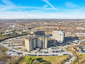 21033 Valley Forge Circle 1033, King Of Prussia PA 19406