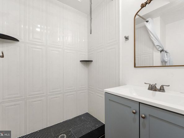 4321 Palmetto Street, Philadelphia PA 19124