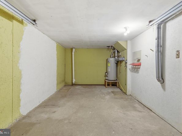 3549 Chalfont Drive, Philadelphia PA 19154