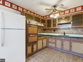 3549 Chalfont Drive, Philadelphia PA 19154