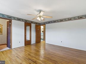 3549 Chalfont Drive, Philadelphia PA 19154