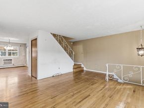 3549 Chalfont Drive, Philadelphia PA 19154