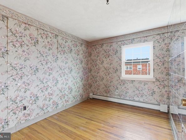 3549 Chalfont Drive, Philadelphia PA 19154