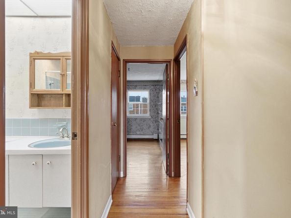 3549 Chalfont Drive, Philadelphia PA 19154