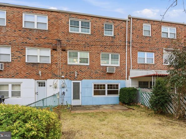 3549 Chalfont Drive, Philadelphia PA 19154