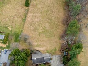 449 Boxwood Road, Bryn Mawr PA 19010