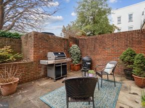 1326 N Lynnbrook Drive, Arlington VA 22201