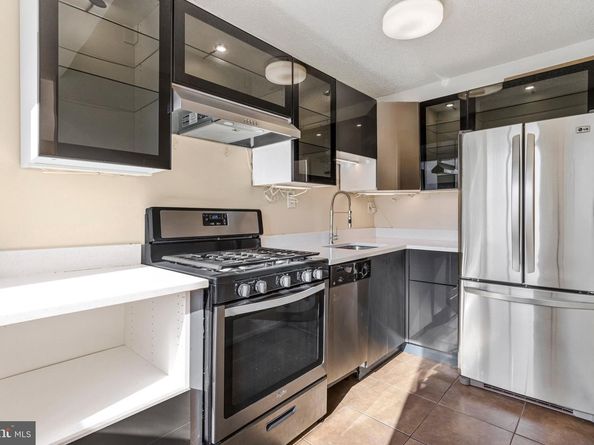 2500 N Van Dorn Street 316, Alexandria VA 22302