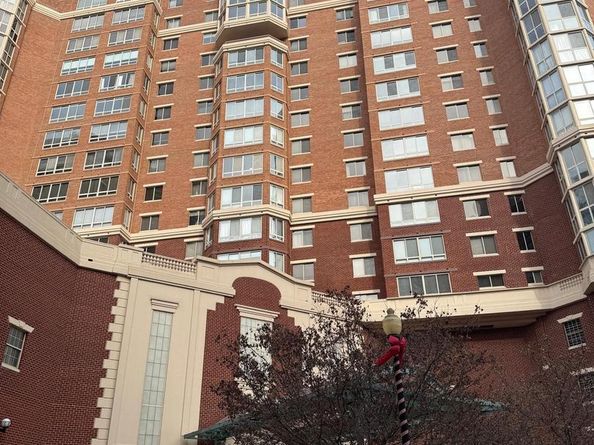 2121 Jamieson Avenue 1103, Alexandria VA 22314